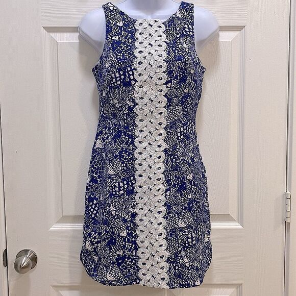 Lilly Pulitzer for Target Blue White Dress 4 EUC - Picture 1 of 10